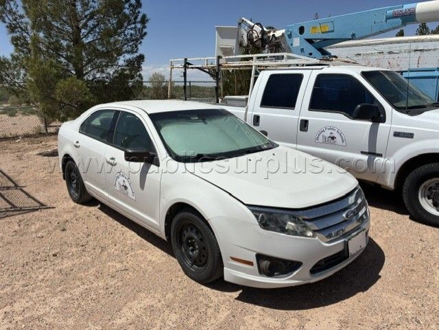 2010 Ford Fusion 4 Door — photo 1