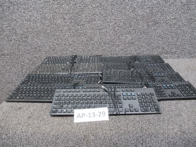 ASST KEYBOARDS (9 TOTAL) ~ AP-13-29 (R39B) — photo 1
