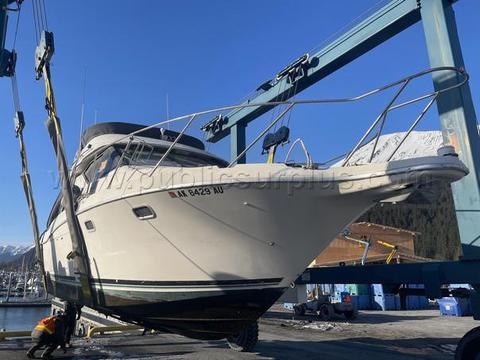 35 Foot 1995 Bayliner Avanti 3258 Cruiser