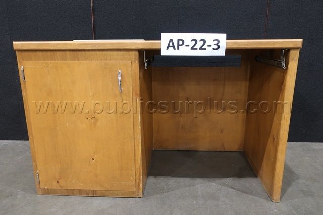 WORKSTATION ~ AP-22-3 — photo 1