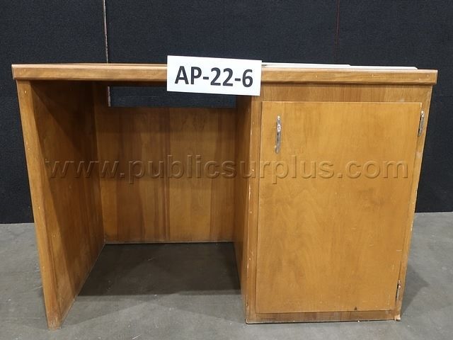WORKSTATION ~ AP-22-6 — photo 1