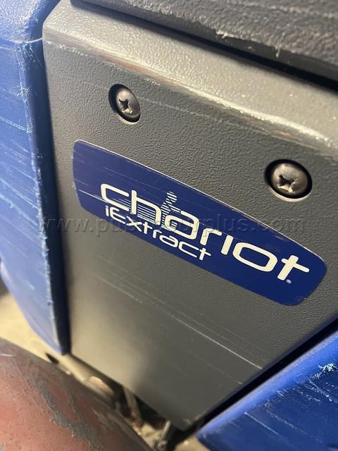 Windsor iExtract Carpet Machine