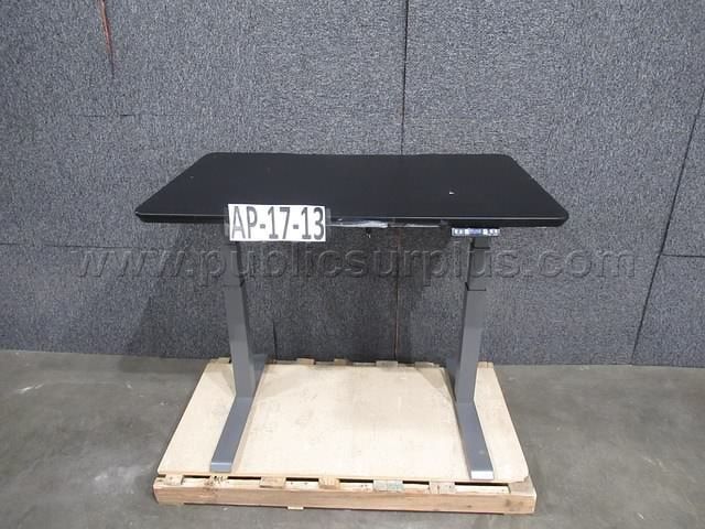 WORKSTATION ~ AP-17-13 — photo 1