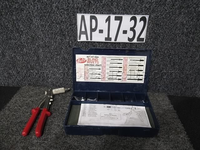 RIVET SET ~ AP-17-32 (R10D) — photo 1