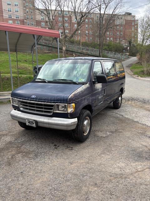 1995 Ford Club Wagon Van 3/4 Ton