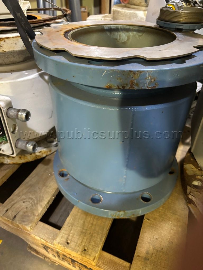 Rosemount 8" Flow Meter — photo 1