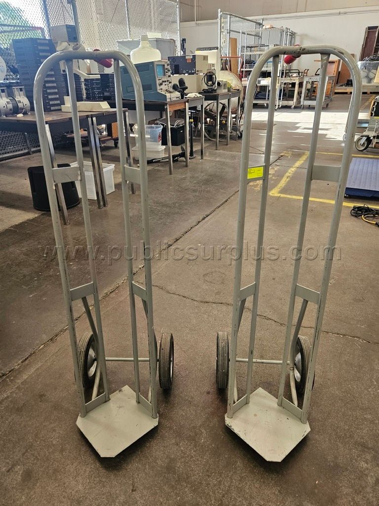 2 - Hand Trucks (118234) BID IS PER HANDTRUCK — photo 1
