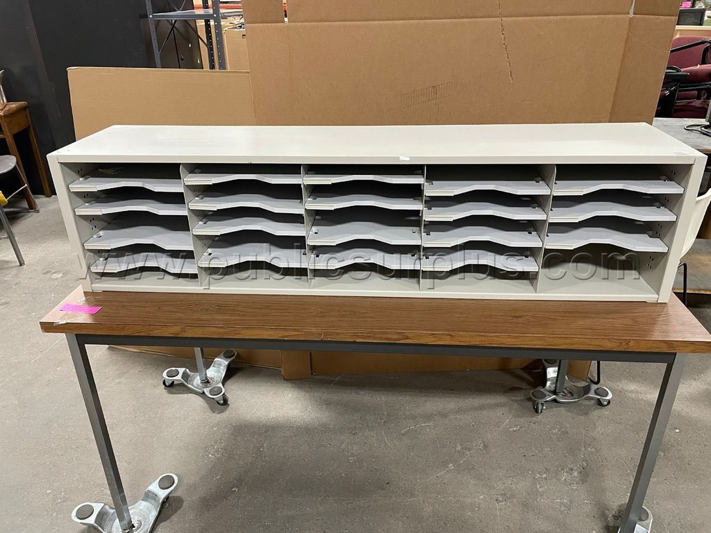Mail sorting unit — photo 1