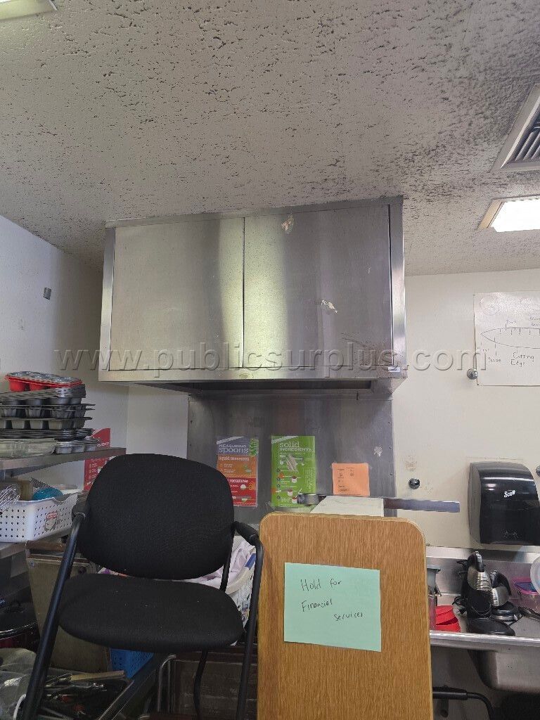 Metal storage hood — photo 1