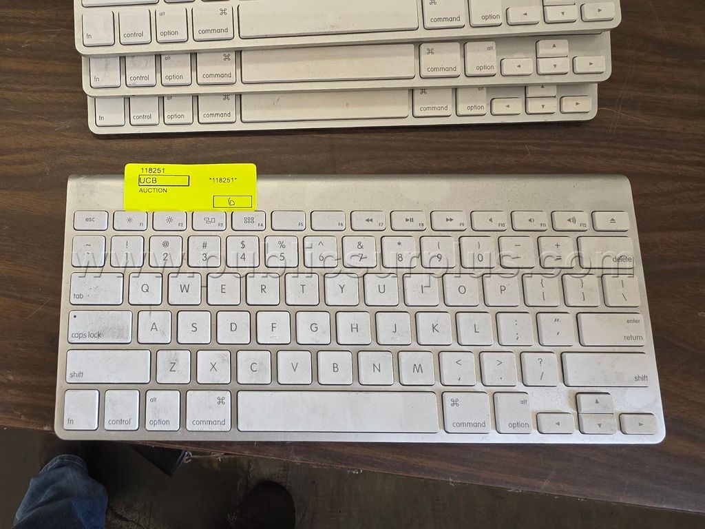 6 - Apple Wireless Bluetooth Keyboards (118251) BID IS PER KEYBOARD — photo 1