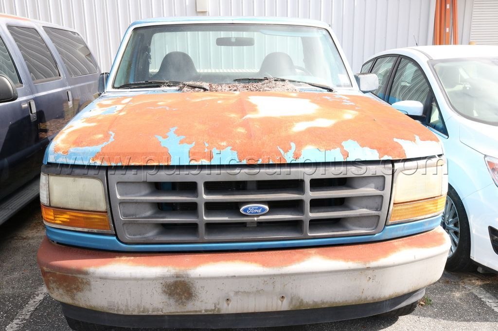 1995 Ford F-250 (Veh#0750) 4910IF110858(VM) — photo 1