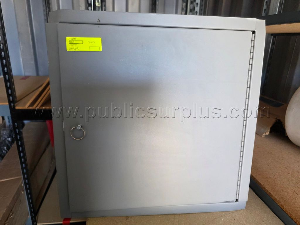 Recessed Valve Box w/Locking Door (118278) — photo 1