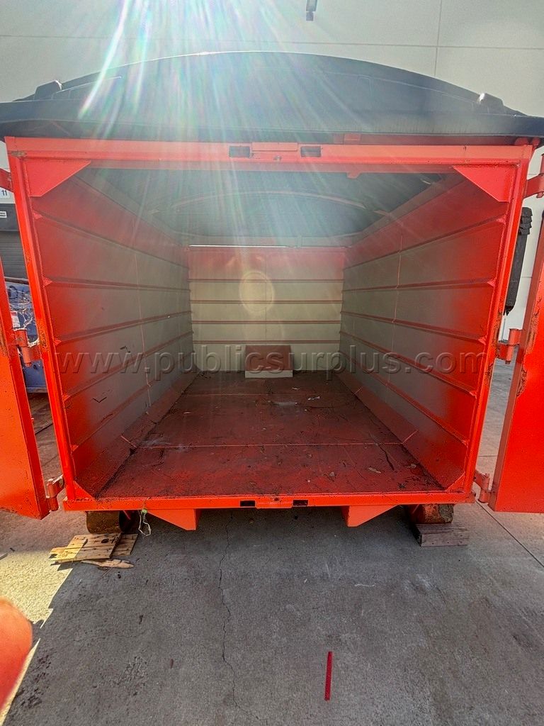 Roll Off Container — photo 1