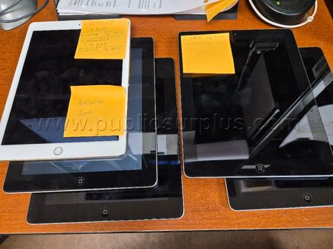 Lot of 5 Various iPads *Activation Locked*