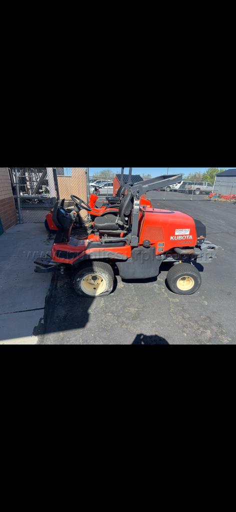 MIN - Kubota F3990