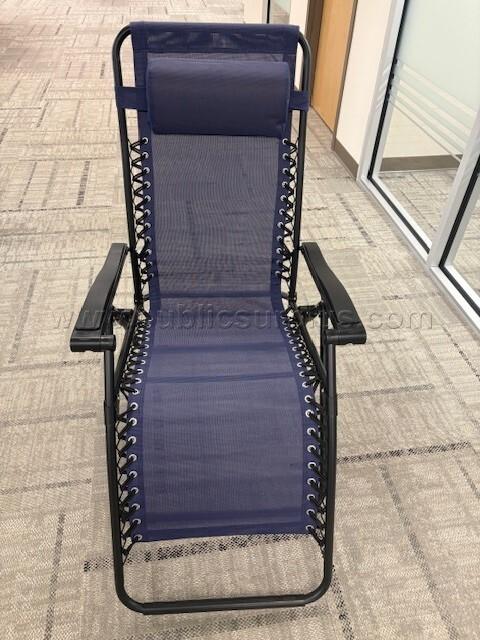 ZERO GRAVITY LAWN CHAIRS