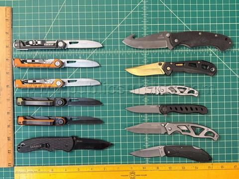 Assorted Gerber Knives - QTY 12 - Shipping $12.00