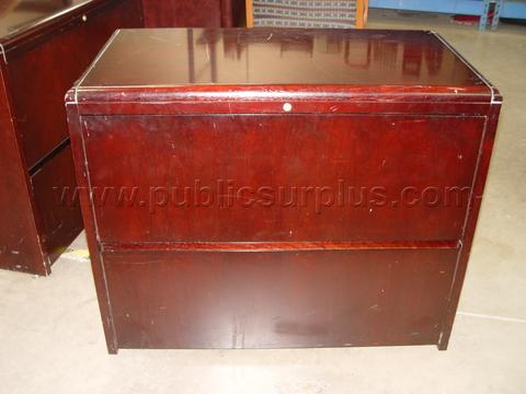 2 Drawer File Cabinet 3' x 20" x 30"