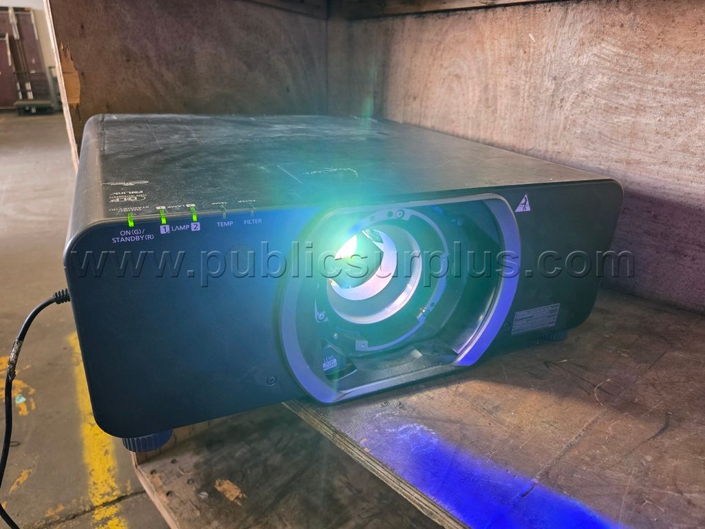 Panasonic DLP Projector PT-DZ13KU (20141000269) — photo 1