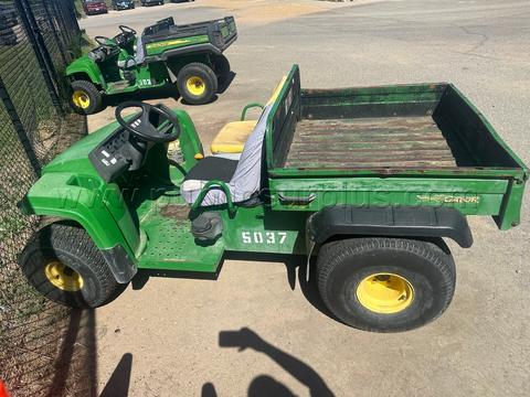 John Deere Gator