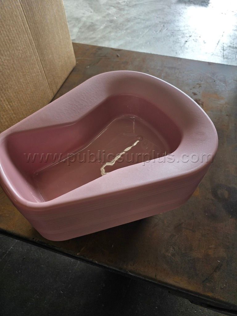 3 - Boxes of Bed Pans (118321) BID IS PER BOX — photo 1