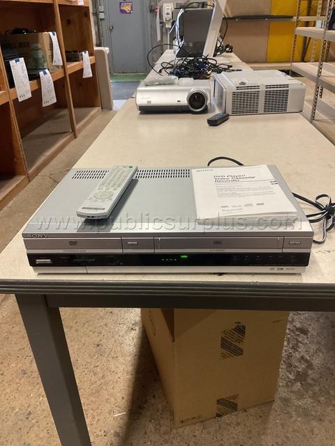 Sony DVD/VCR Combo Lot # 4757