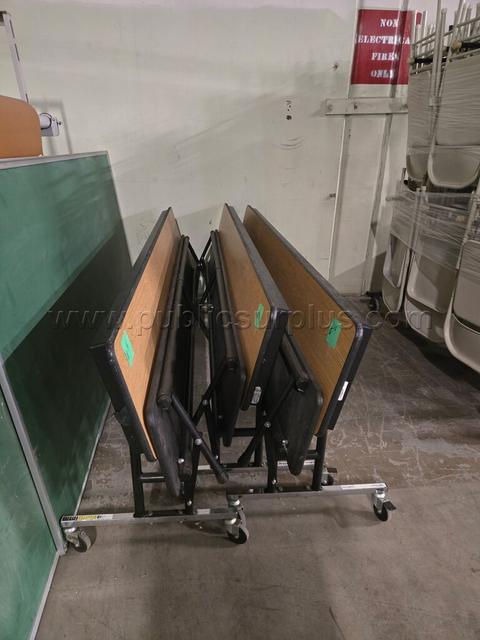 Tables Folding with Bench-Rolling