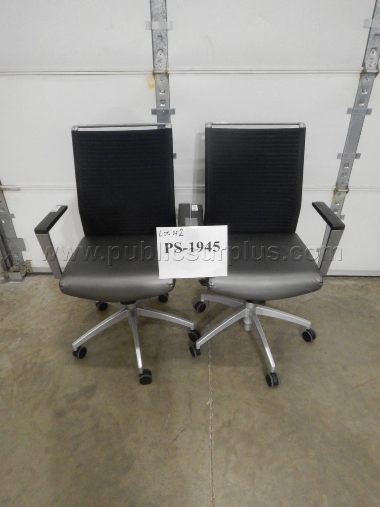 Rolling Office Chairs* - Lot of 2 — photo 1