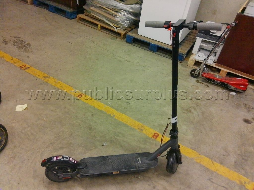 HiBoy Electric Scooter ~ IA-25363 — photo 1