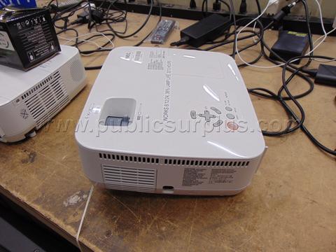 Projector Lot #4925