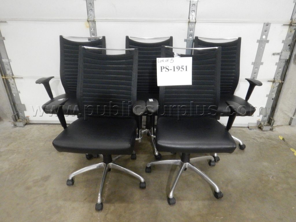 Rolling Office Chairs* - Lot of 5 — photo 1