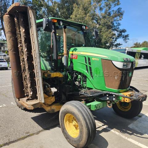 2014 John Deere 6105D Tractor