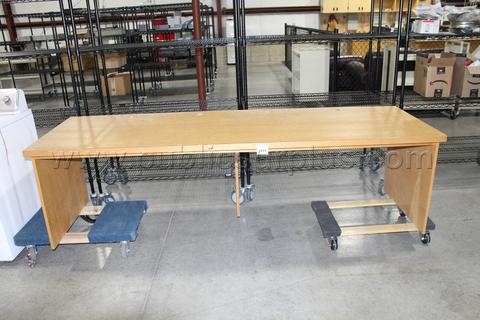 wood shop table (Used Condition) ~2211~