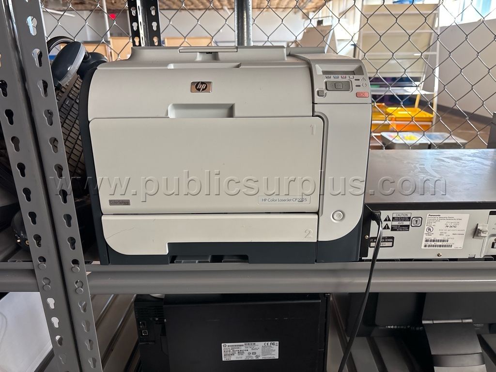 HP Color LaserJet CP2025 - Desktop Color Laser Printer — photo 1