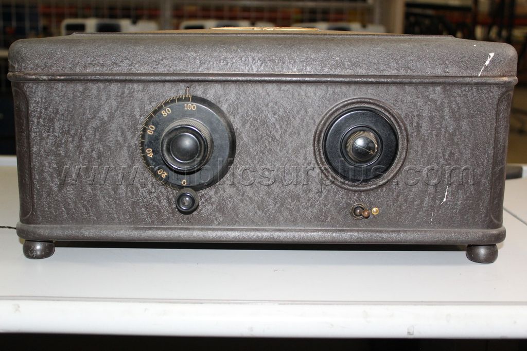 Antique Atwater-Kent Tabletop Broadcast Receiver — photo 1