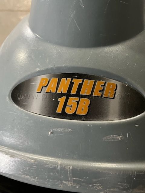 Triple S Panther Battery Power Scrubber - Parks — photo 1