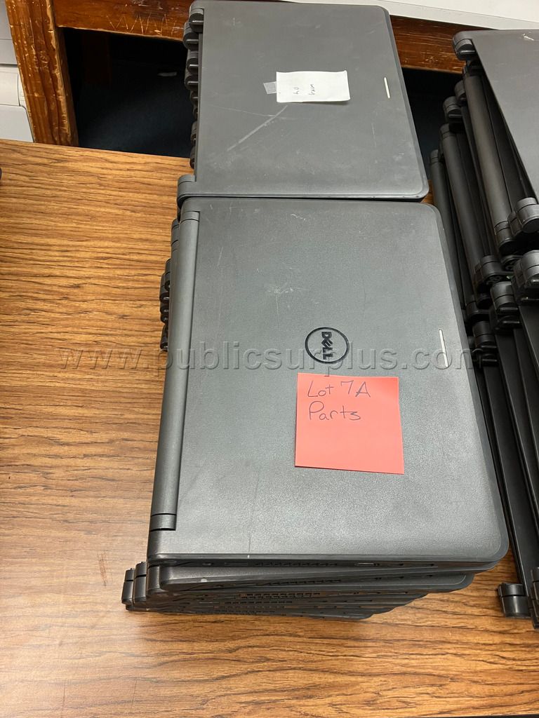 Lot 7A- 20 Dell Latitude 3350 Laptop PARTS - photo 1