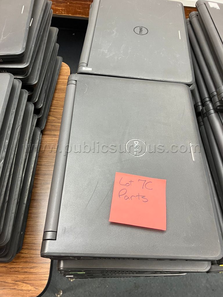 Lot 7C- 20 Dell Latitude 3350 Laptop PARTS - photo 1