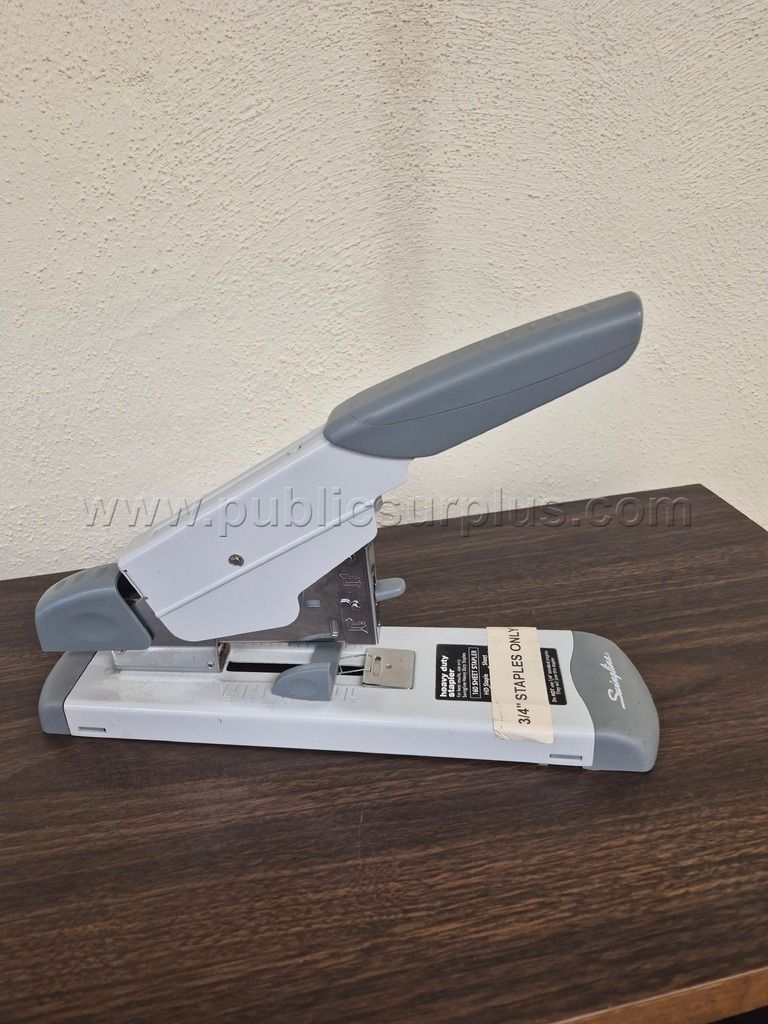 Heavy Duty Stapler — photo 1