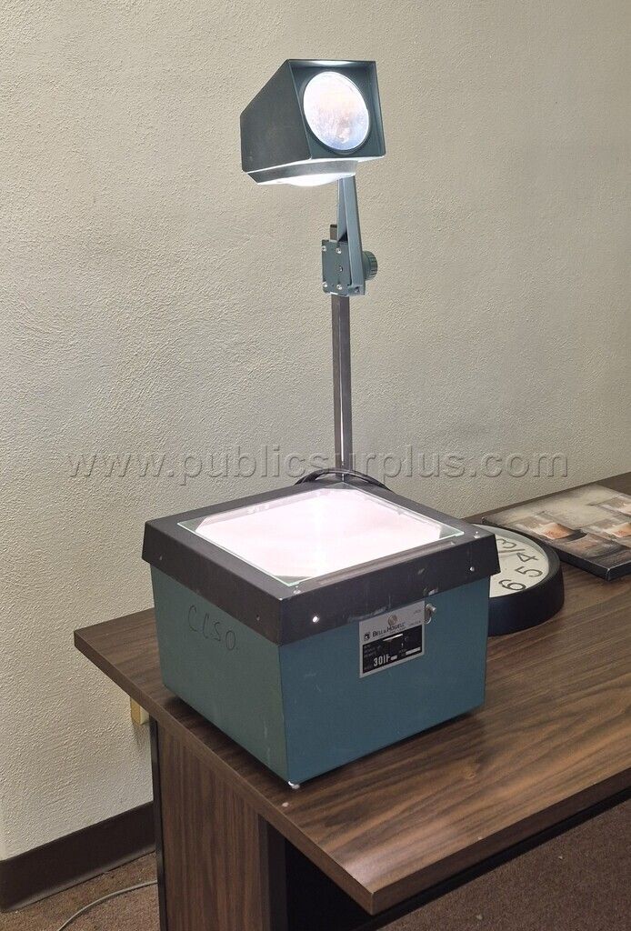 Overhead Projector — photo 1