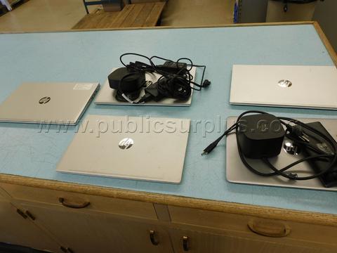 1 LOT OF 5 HP LAPTOPS