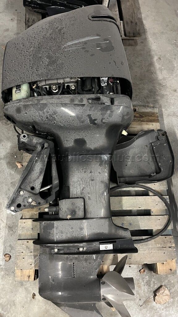 LOT 331 - 2015 Mercury 250hp outboard - photo 1