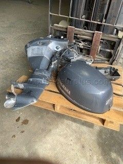 LOT 332 - 2015 Yamaha 25hp outboard - photo 1