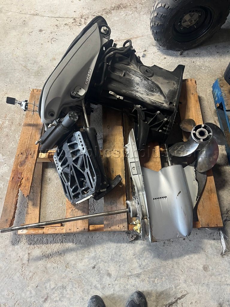 LOT 336 - 2019 Mercury 350hp outboard - photo 1