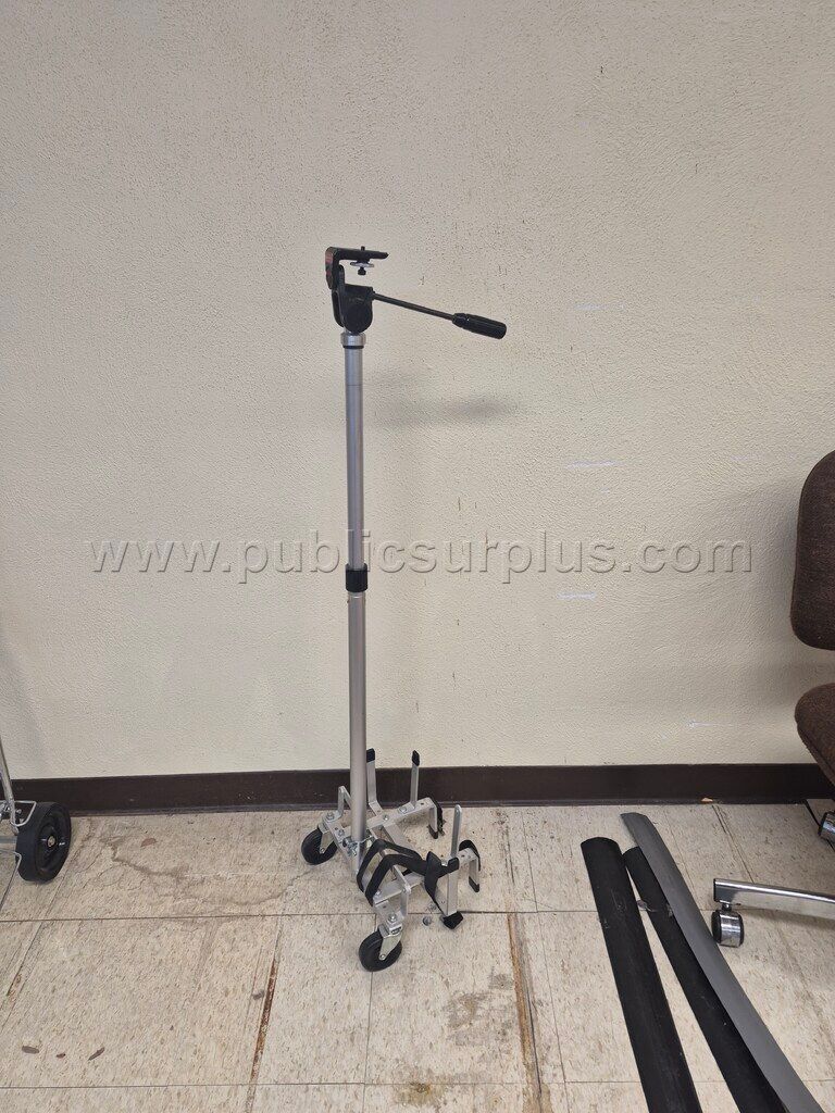 Adjustable Welt Safe-Lock Video Caddy — photo 1