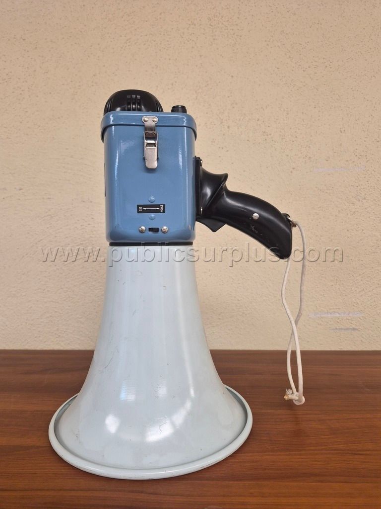 Vintage Electronic Megaphone/Bullhorn — photo 1