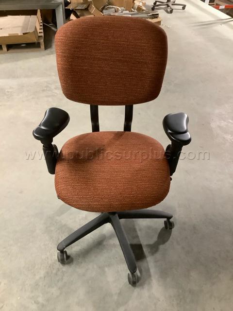 7878 - Office Chair