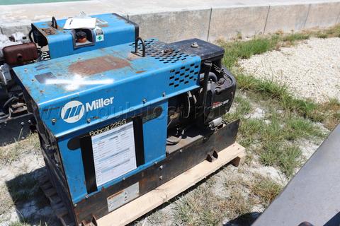Miller Welder Bobcat 225G