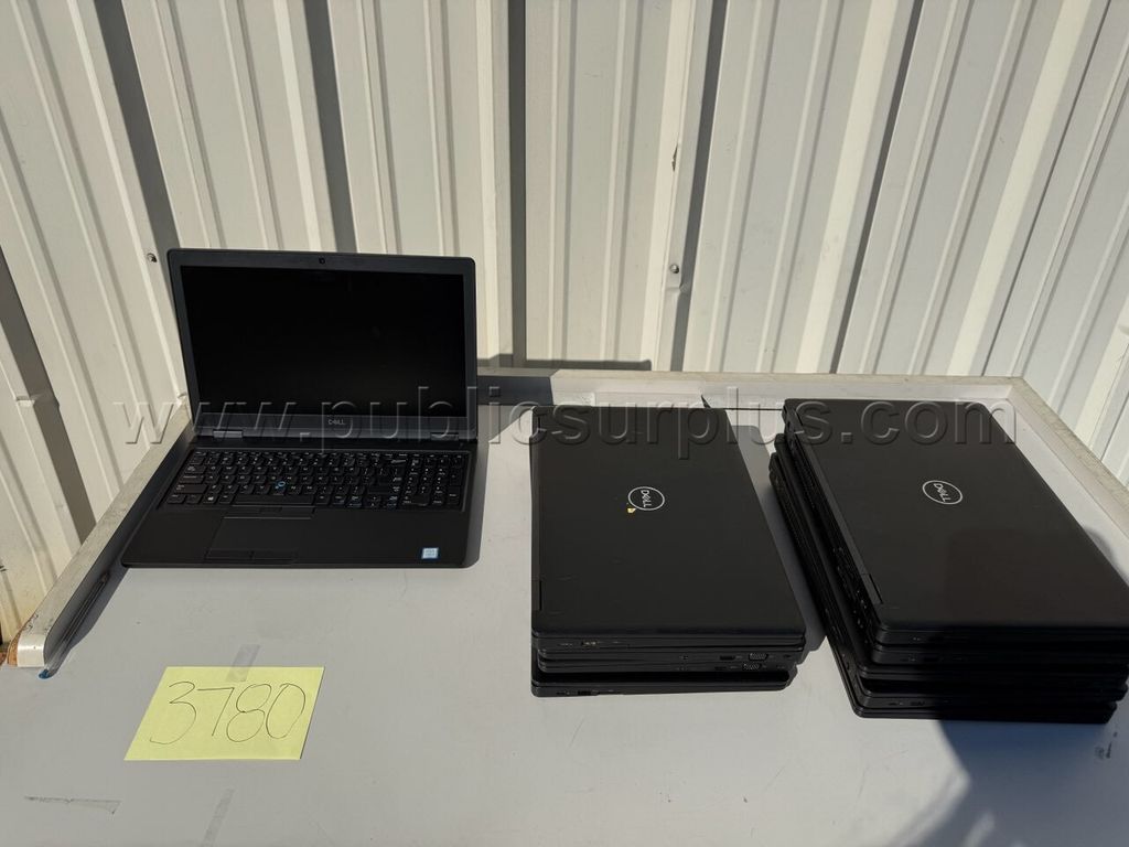 Lot of 10 - Dell Latitude 5590 - photo 1