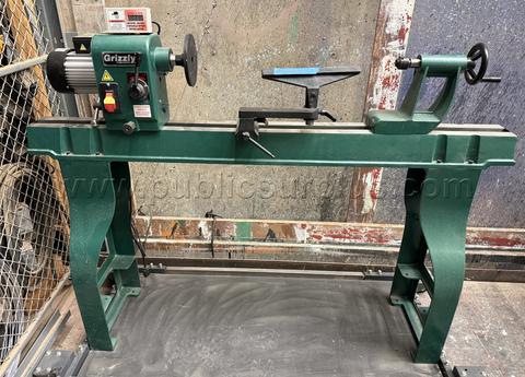 Grizzly Wood Lathe